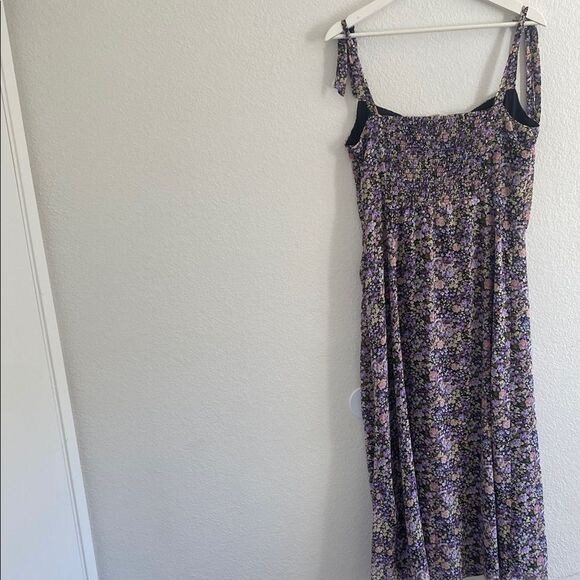 ASTR Floral Purple Dress Size Large - Picture 6 of 9